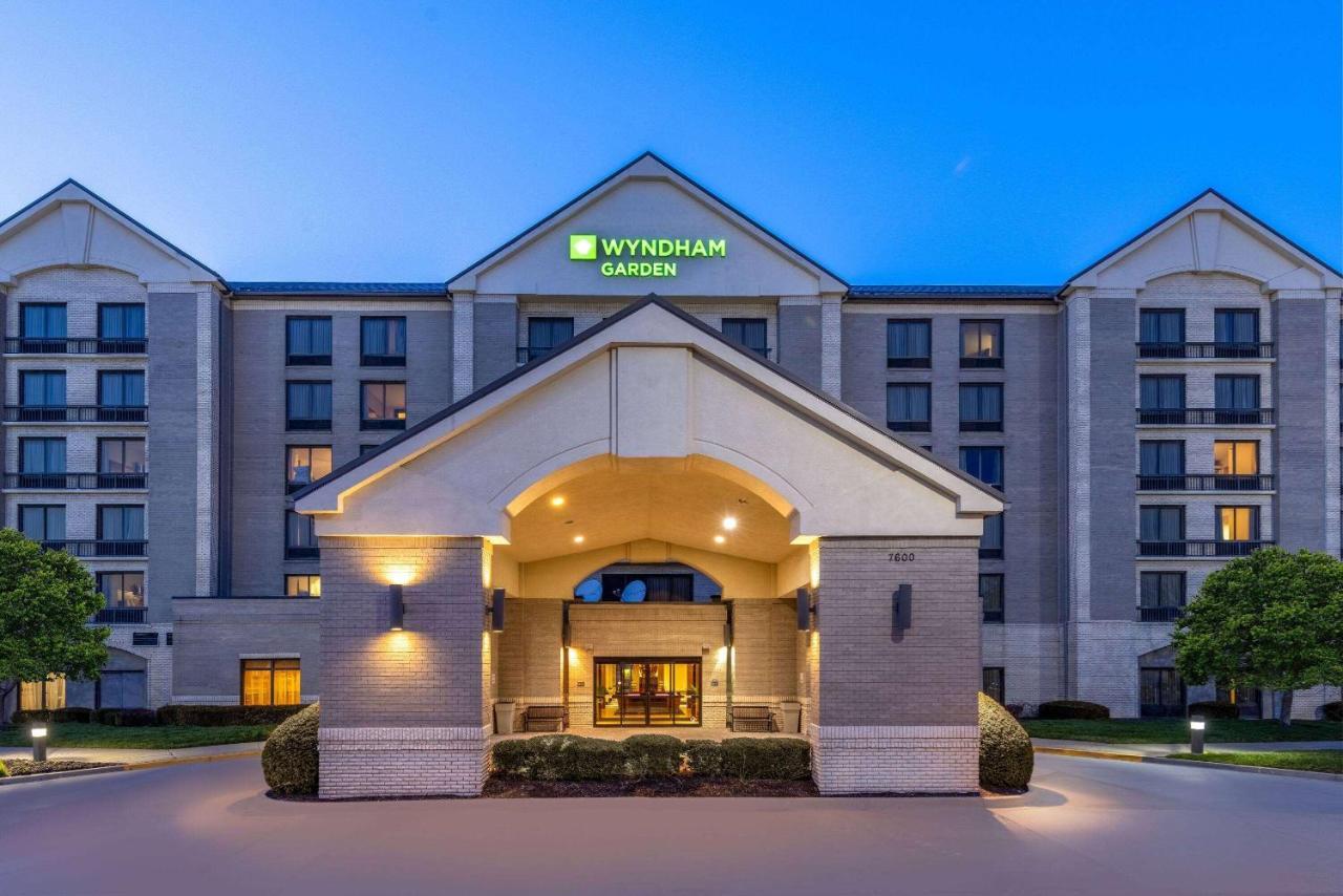Wyndham Garden Kansas City Airport Buitenkant foto