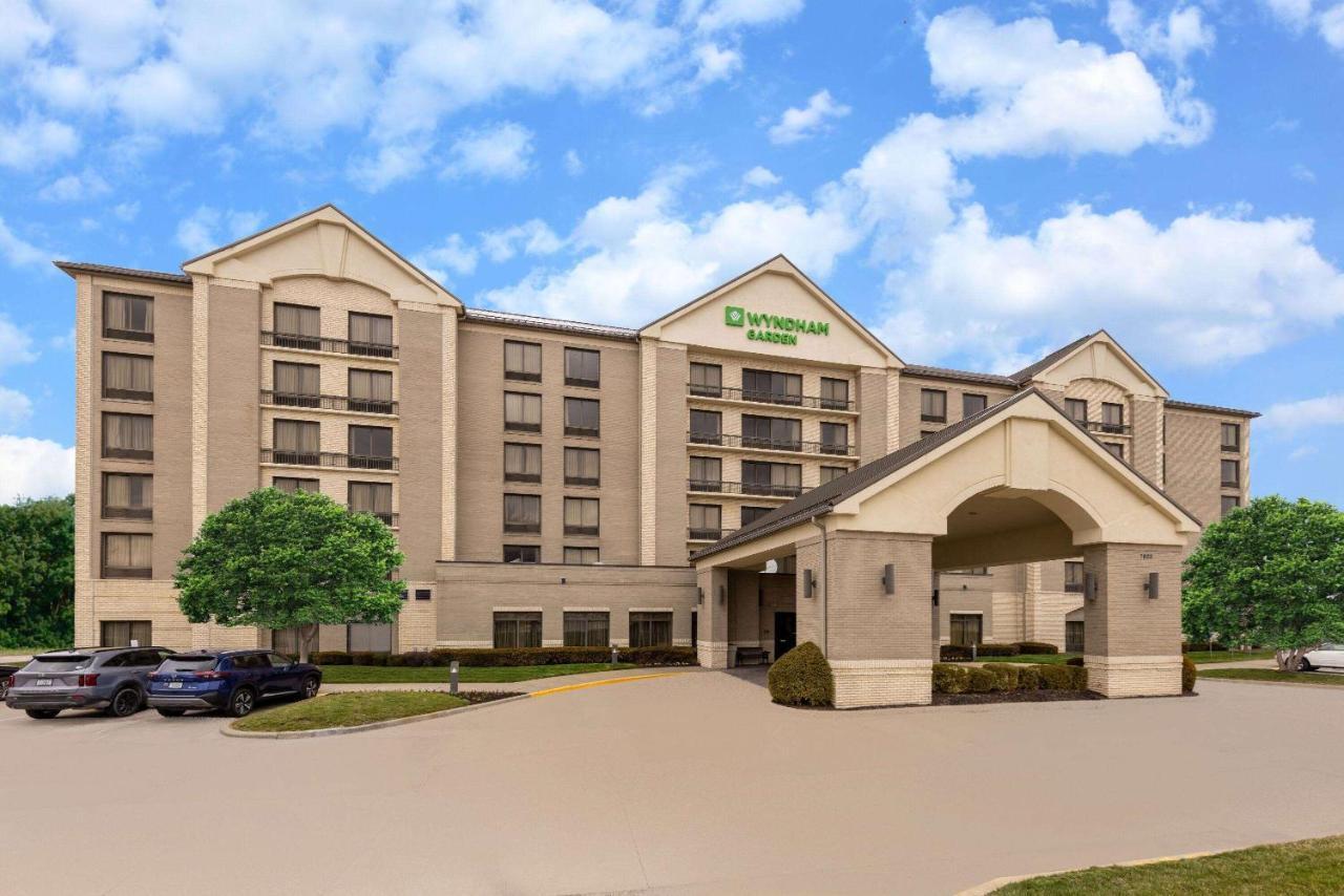 Wyndham Garden Kansas City Airport Buitenkant foto